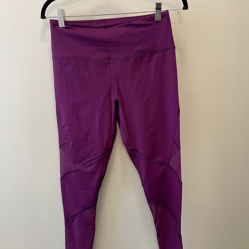 VSX Victoria's Secret Mesh Panel Leggings Size Medium Women's Magenta Purple
